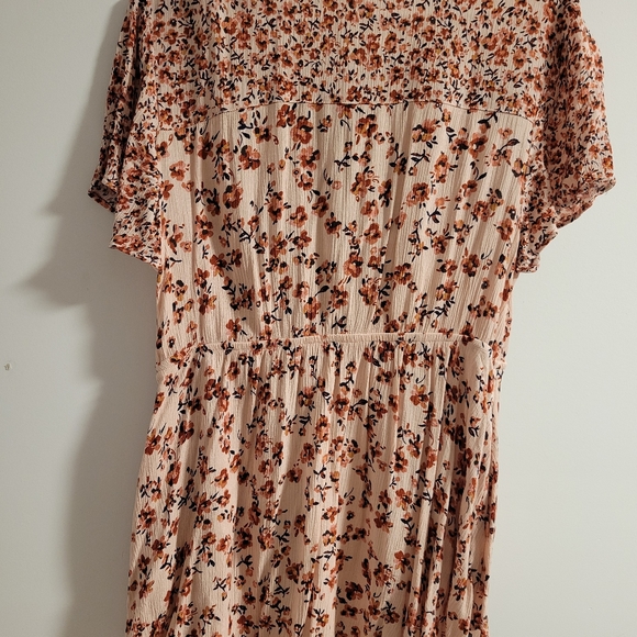 Maurices Floral Top - Picture 3 of 3